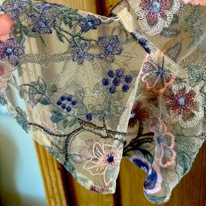 NWOT Adrianna Papell sz 12 dress w/ beautiful embroidery, cream w/pastel colours